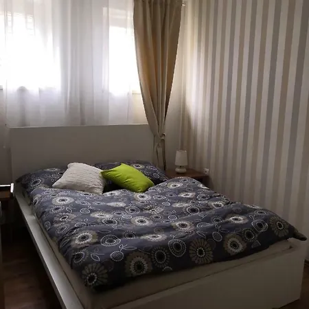 U Markety Apartament *